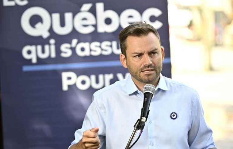 The Parti Québécois proposes a light rail under the river as a third Quebec-Lévis link