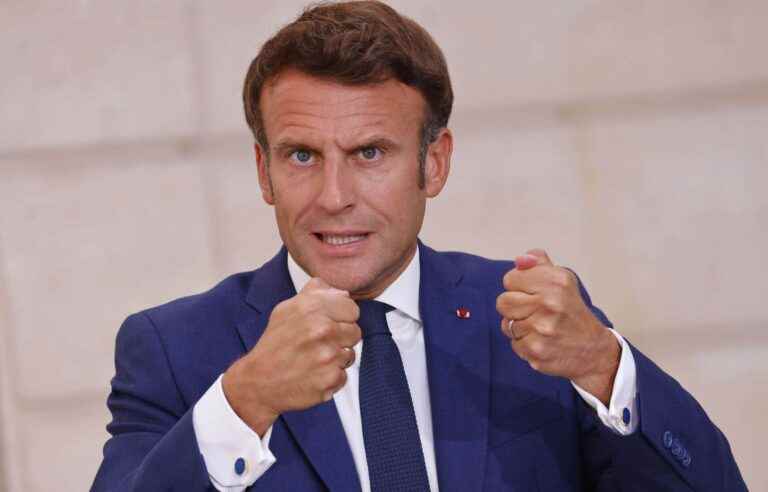 The President of France wants to reform unemployment insurance to respond to the recruitment difficulties of companies.