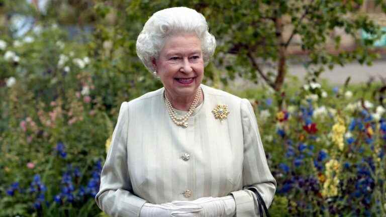 The inhabitants of the Welsh village twinned with Simplé in Mayenne mourn Elizabeth II