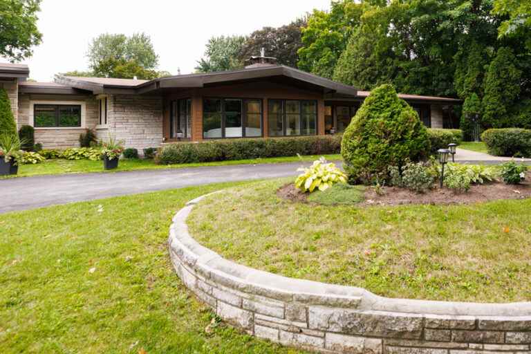 The owner’s tour |  Mid-century (very) modern in Laval-sur-le-Lac