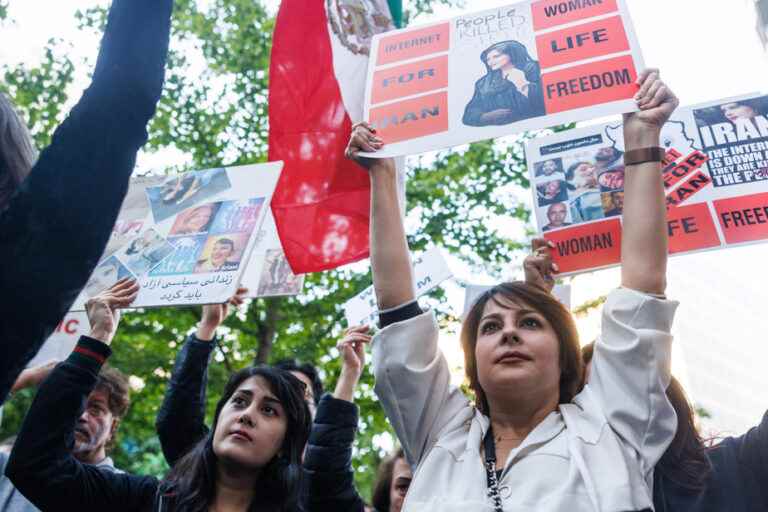 Thousands demonstrated in Montreal in solidarity with Iranians