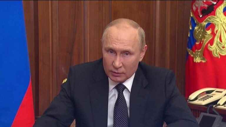 Vladimir Putin threatens and decrees partial mobilization