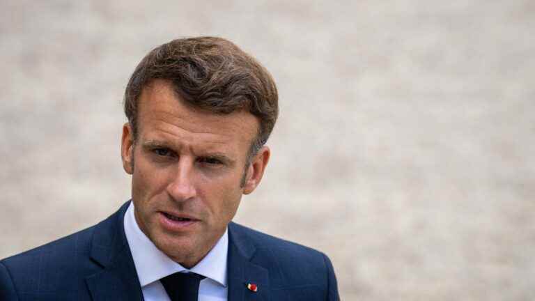 “We will perpetuate the values ​​that she has never ceased to embody”, promises Emmanuel Macron