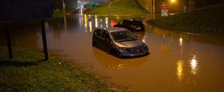 Why no warning before the flood in Montreal?