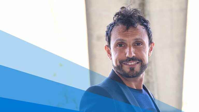 Willy Rovelli is coming to have lunch with you in Picardy on Friday, September 30