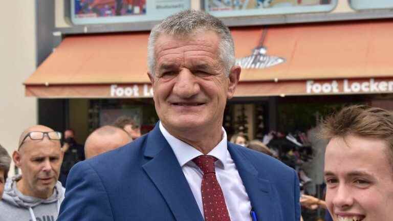 World Cup in Qatar: the indignation of Jean Lassalle