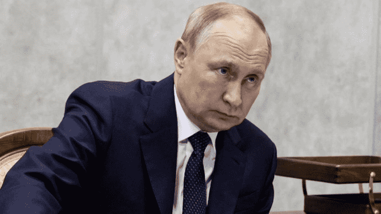 after the mobilization, Vladimir Putin increasingly isolated