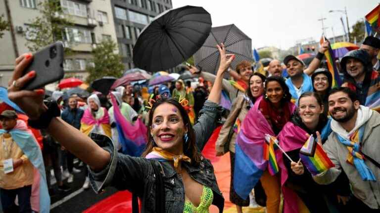 in Belgrade, thousands of LGBT+ activists march despite the authorities’ ban