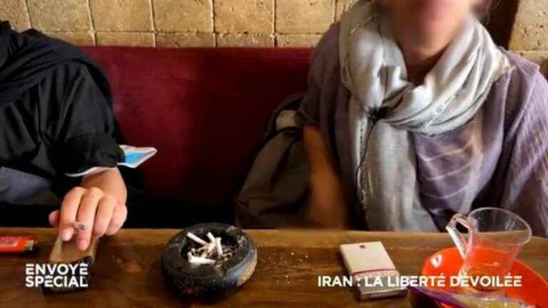 in this clandestine cafe in Tehran, young people defy Islamic laws