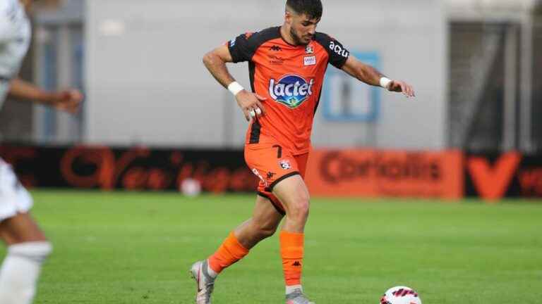 no transfer for defender Bryan Goncalves who remains at Stade Lavallois