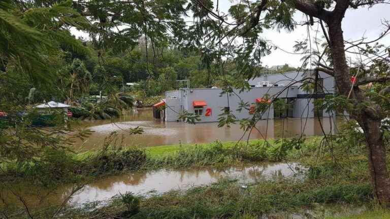 placed in red vigilance, Guadeloupe affected by heavy floods