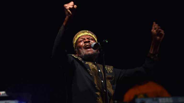 reggae legend Jimmy Cliff lends his voice to defend asylum seekers around the world