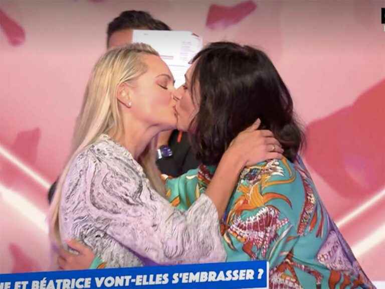 surprise languorous kiss live in TPMP!