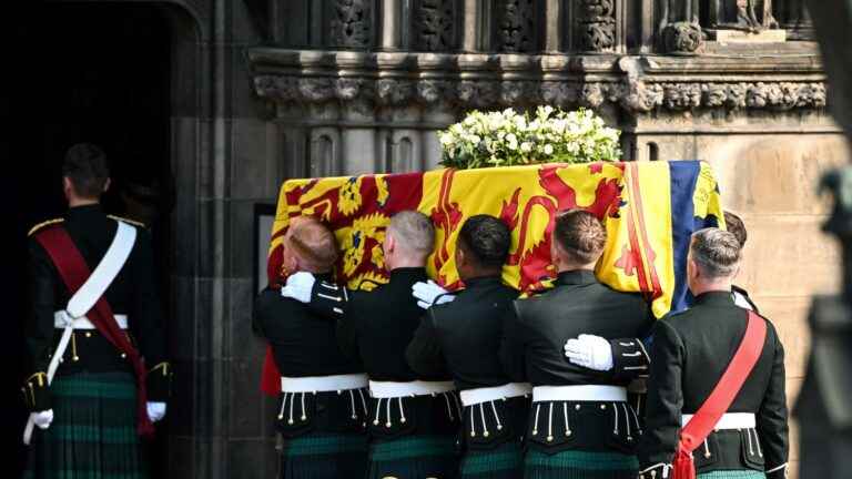 the Queen’s coffin expected in London tonight