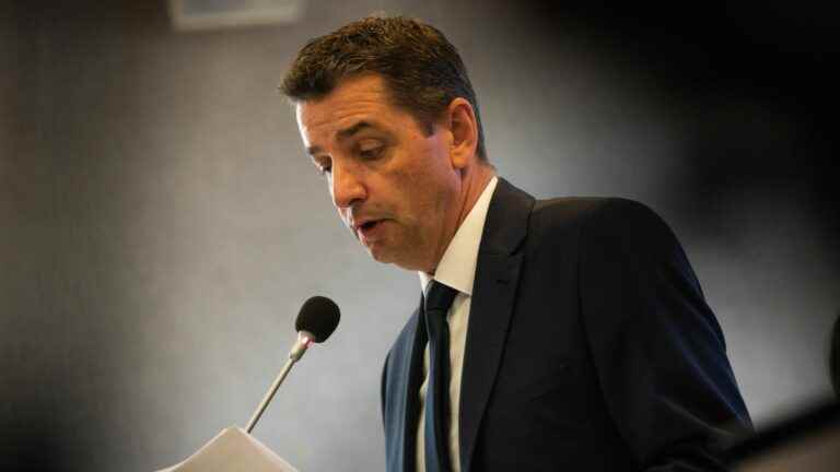 the mayor, Gaël Perdriau, again called to resign