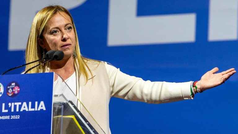 what contains the program of Giorgia Meloni, the far-right leader who could become Prime Minister