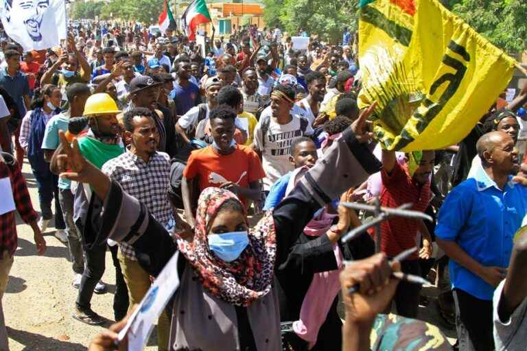 1st anniversary of the putsch |  Tear gas fired at protesters in Sudan