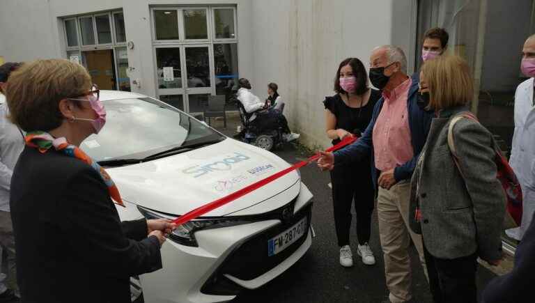 A car to rehabilitate patients in driving at the CMPR in Bois-Guillaume