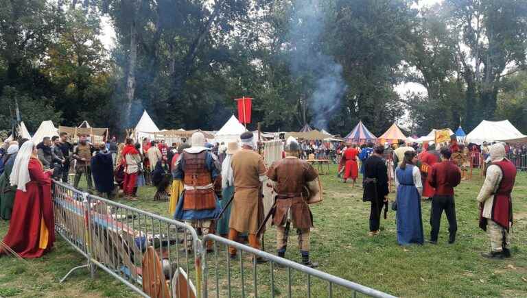 A leap in time to medieval times at the Barthelasse leisure center in Avignon