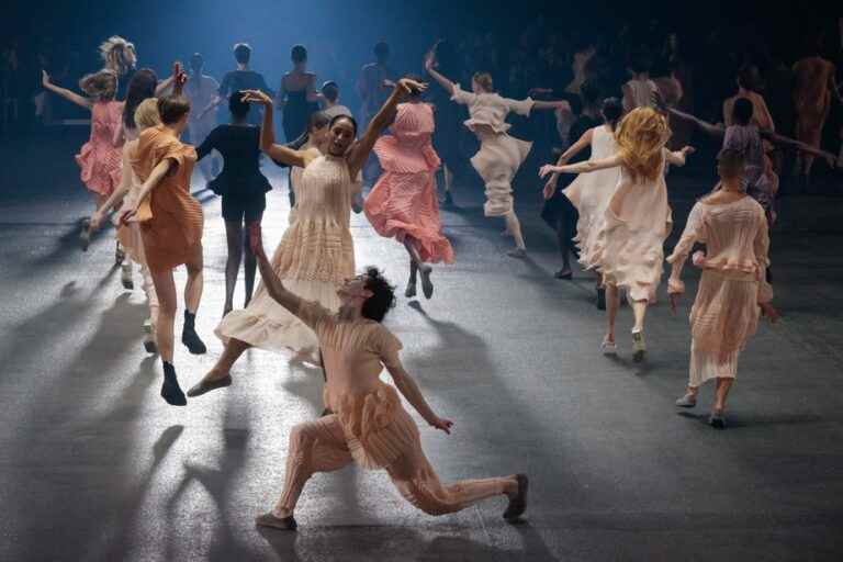 A parade choreographed in tribute to Issey Miyake