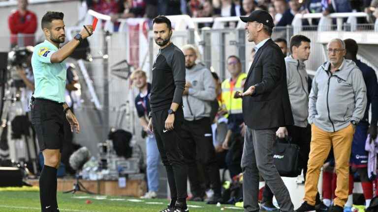 AJ Auxerre “regrets” the middle fingers of its coach Jean-Marc Furlan against the Clermont public