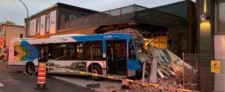 An STM bus embedded in a building after a collision