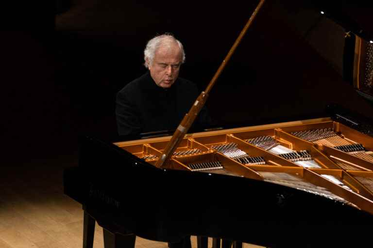 András Schiff’s Little Theater |  The Press