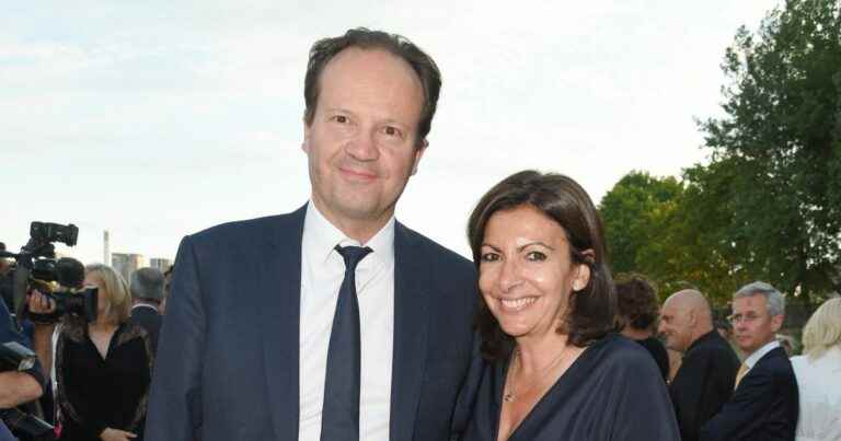 Anne Hidalgo: Very rare embrace with her discreet husband Jean-Marc Germain, the mayor of Paris filled