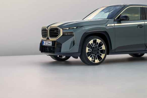 BMW XM |  Plug-in hybrid’s colossal entry into the M division