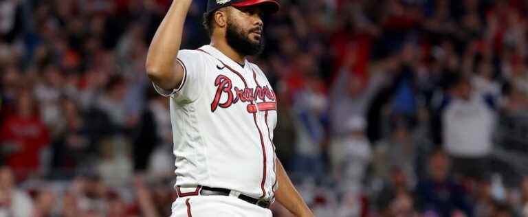 Braves blank Phillies