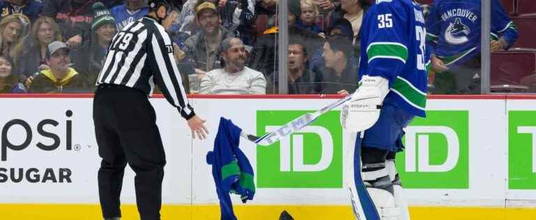 Canucks fans are fed up