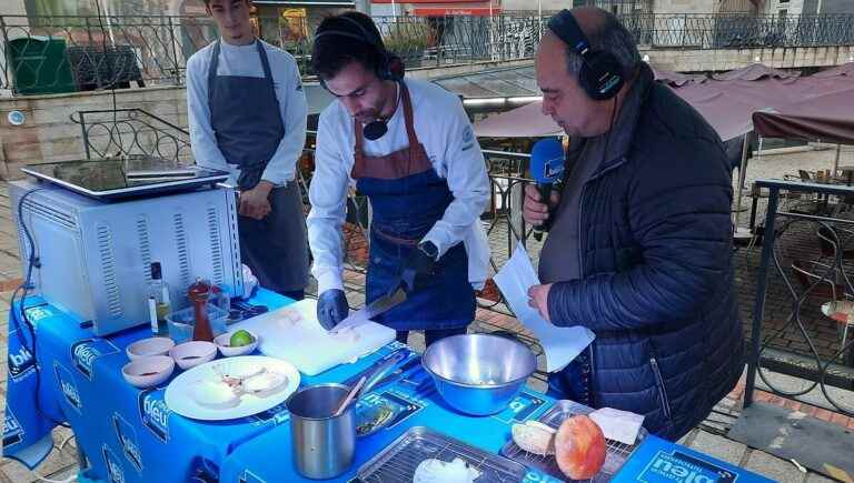 Chef Martin Dumas in the France Bleu kitchen on Place de la Motte in Limoges