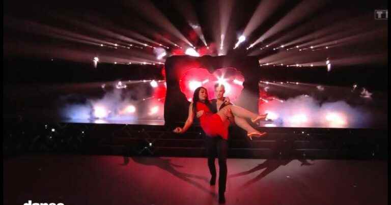 Dancing with the stars: Anggun victim of a small accident live, his dancer to the rescue!