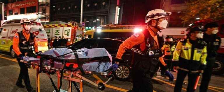 [EN IMAGES] Stampede kills at least 151 at Seoul Halloween party