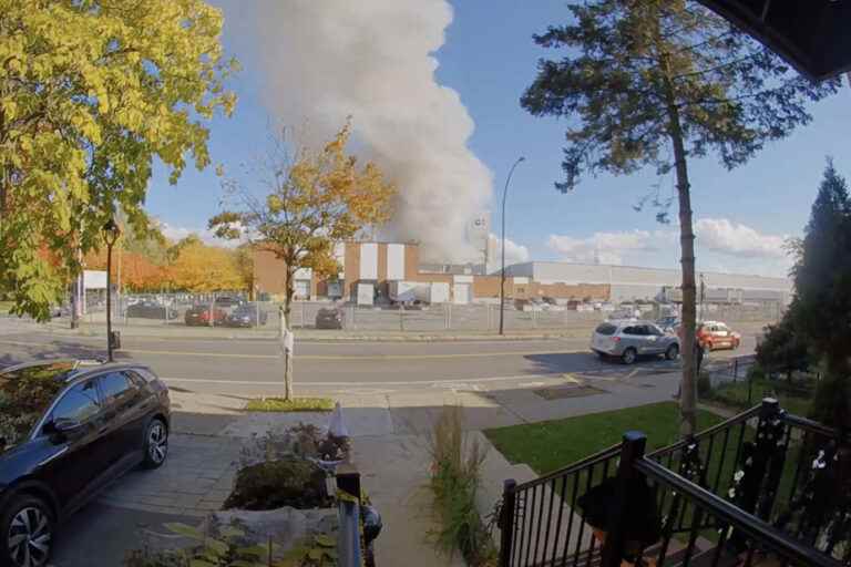 Fire in an industrial building in Verdun