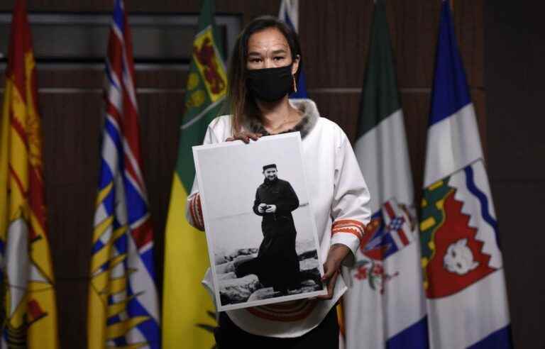 France rejects the extradition request of Father Johannes Rivoire, accused of sexual assaults on young Inuit in Canada.