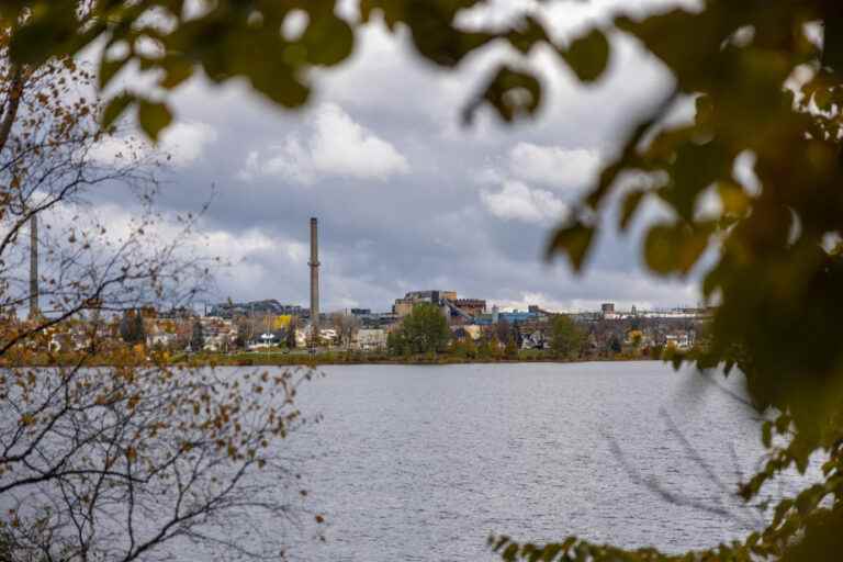 Horne Foundry of Rouyn-Noranda |  Blockade of opposition to the limits proposed by Quebec