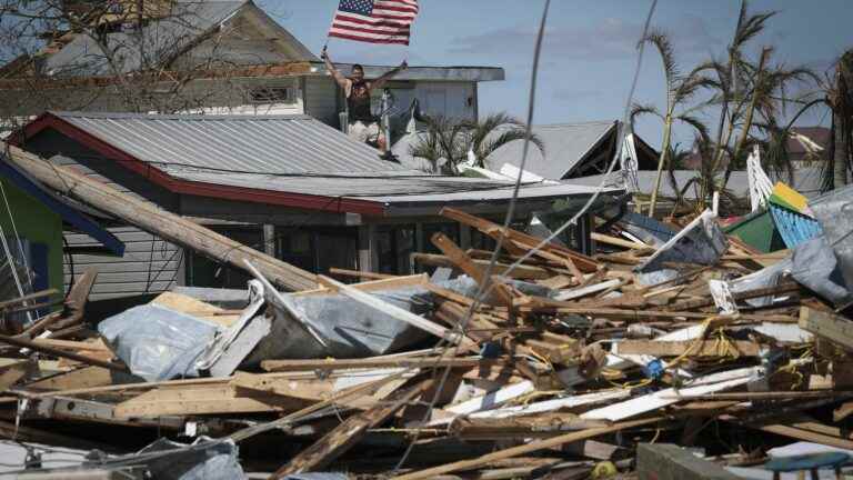 Hurricane Ian kills at least 23 after hitting Florida