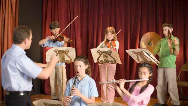 In Pau or Le Havre, the Paris Philharmonic invites itself to children from the regions