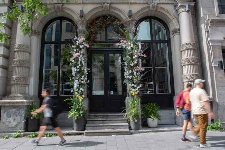 Inspiring Flower Arches |  The Press