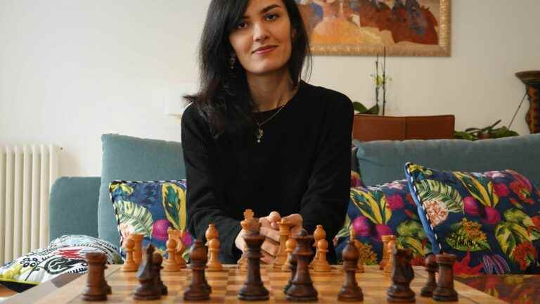 Iranian chess champion Mitra Hejazipour says proud of ‘boldness’ of protests