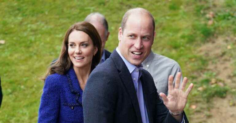 Kate Middleton sublime in a Chanel jacket and granted to Prince William, the ultra-stylish duo