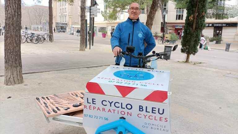 Le Cyclo Bleu is an itinerant bike repairer in Montpellier