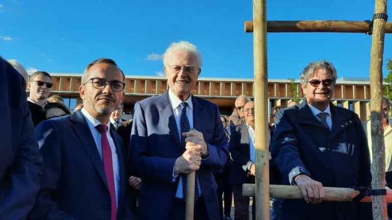 Lionel Jospin returns to Cintegabelle to inaugurate a college in his name