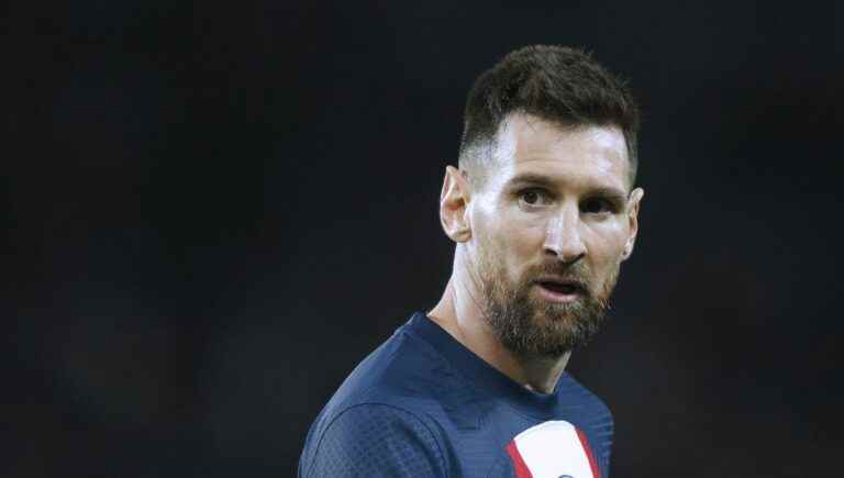 Lionel Messi withdraws from Benfica Lisbon