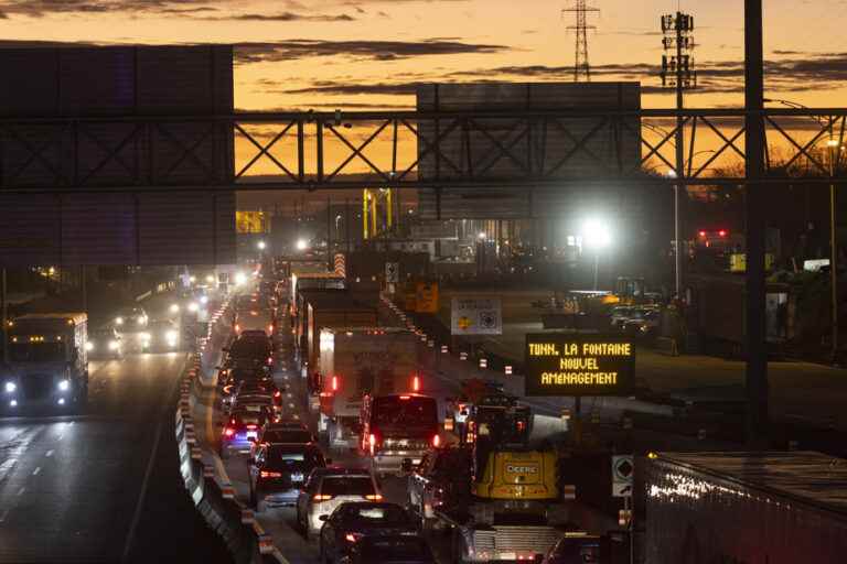 Louis-Hippolyte-La Fontaine Tunnel |  No monster congestion on the first day of the megasite