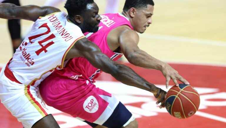 Mérédis Houmounou, is he the symbol of a Sluc team that never gives up?