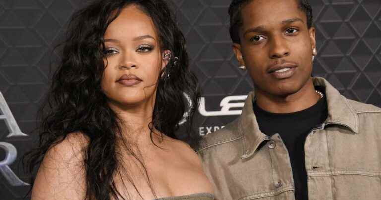 Mesmerizing Rihanna in a Leather Dress, on ASAP Rocky’s Arm: Big Comeback After the Arrival of Their Baby!