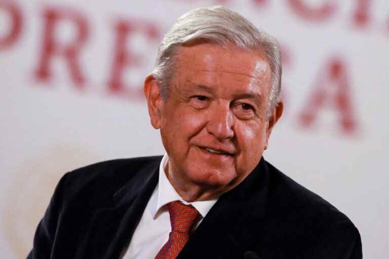 Mexico |  The president defends an agreement with Russia and criticizes Washington