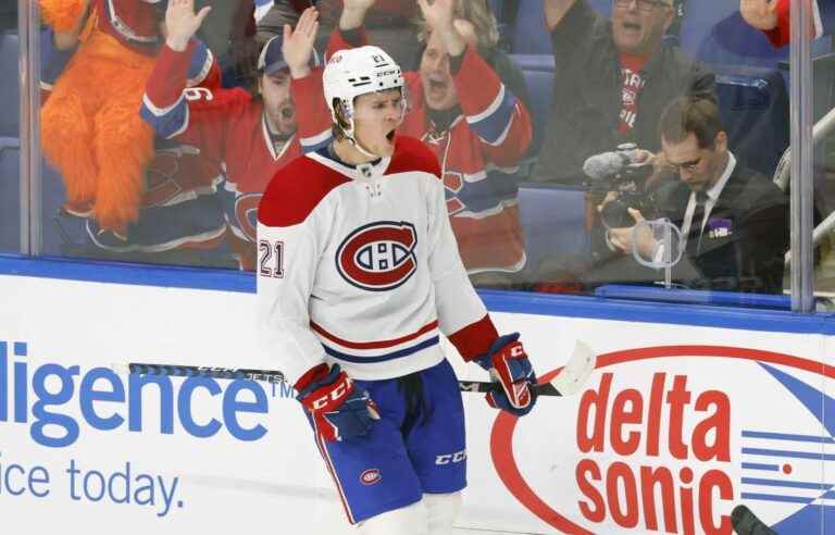 Montembeault fends off 43 shots and the Canadiens beat the Sabers 3-2